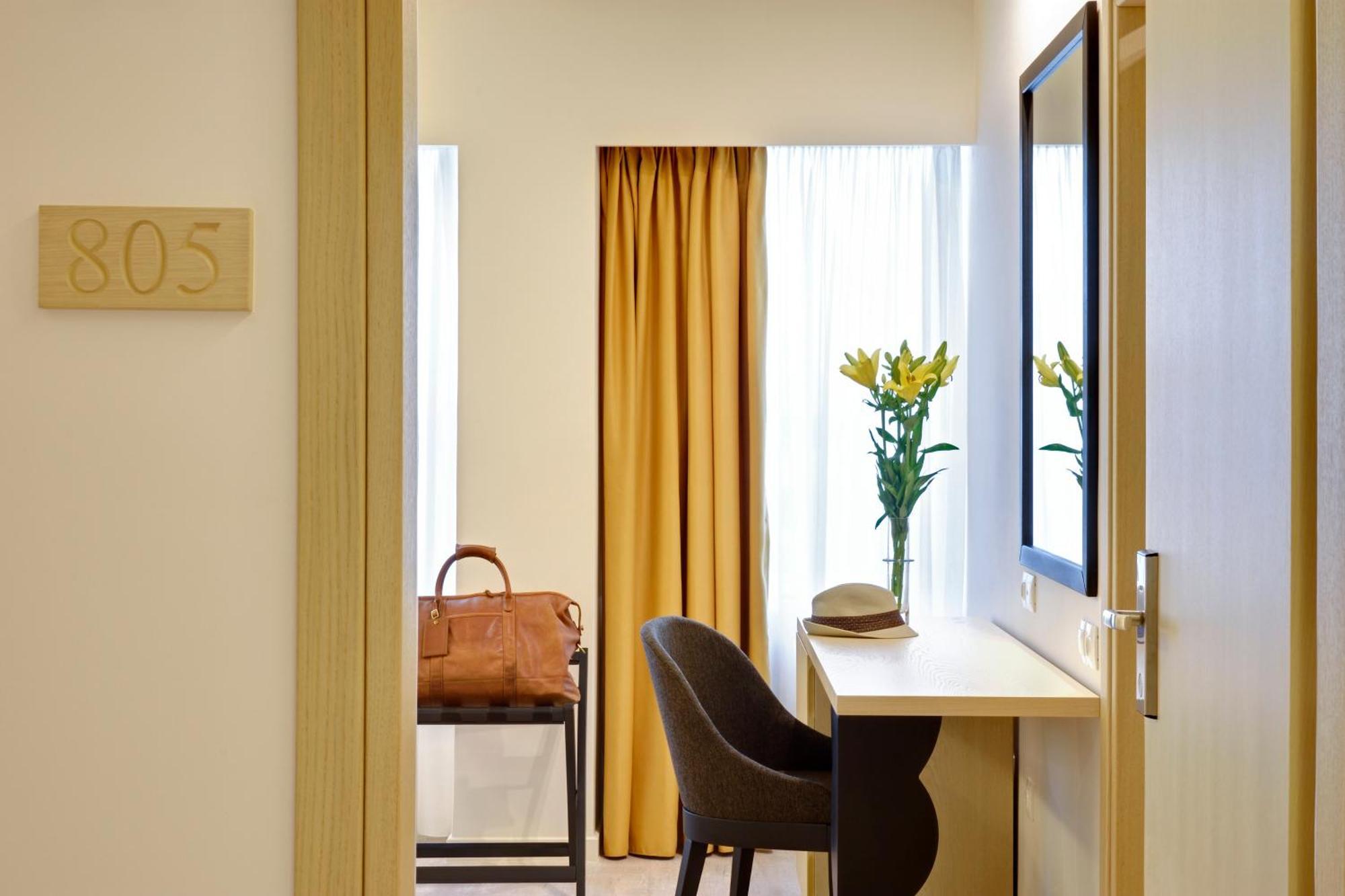 Superior Double or Twin Room Extra Bed